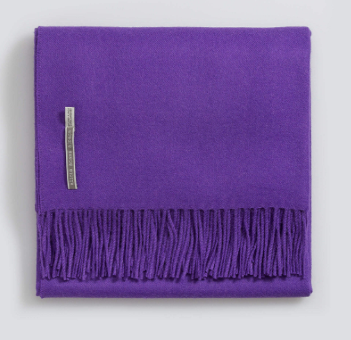 Classic Alpaca Throw in Sassy Purple