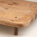 Rectangular Wood Plateau on Four-Peg Legs