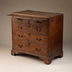 Georgian Bachelor's Chest