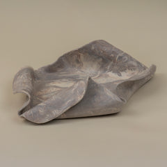 Wave Tray in Matte Marble Finish