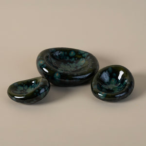Set of 3 Handmade Organic Shaped Stacking Bowls in Speckled Olive
