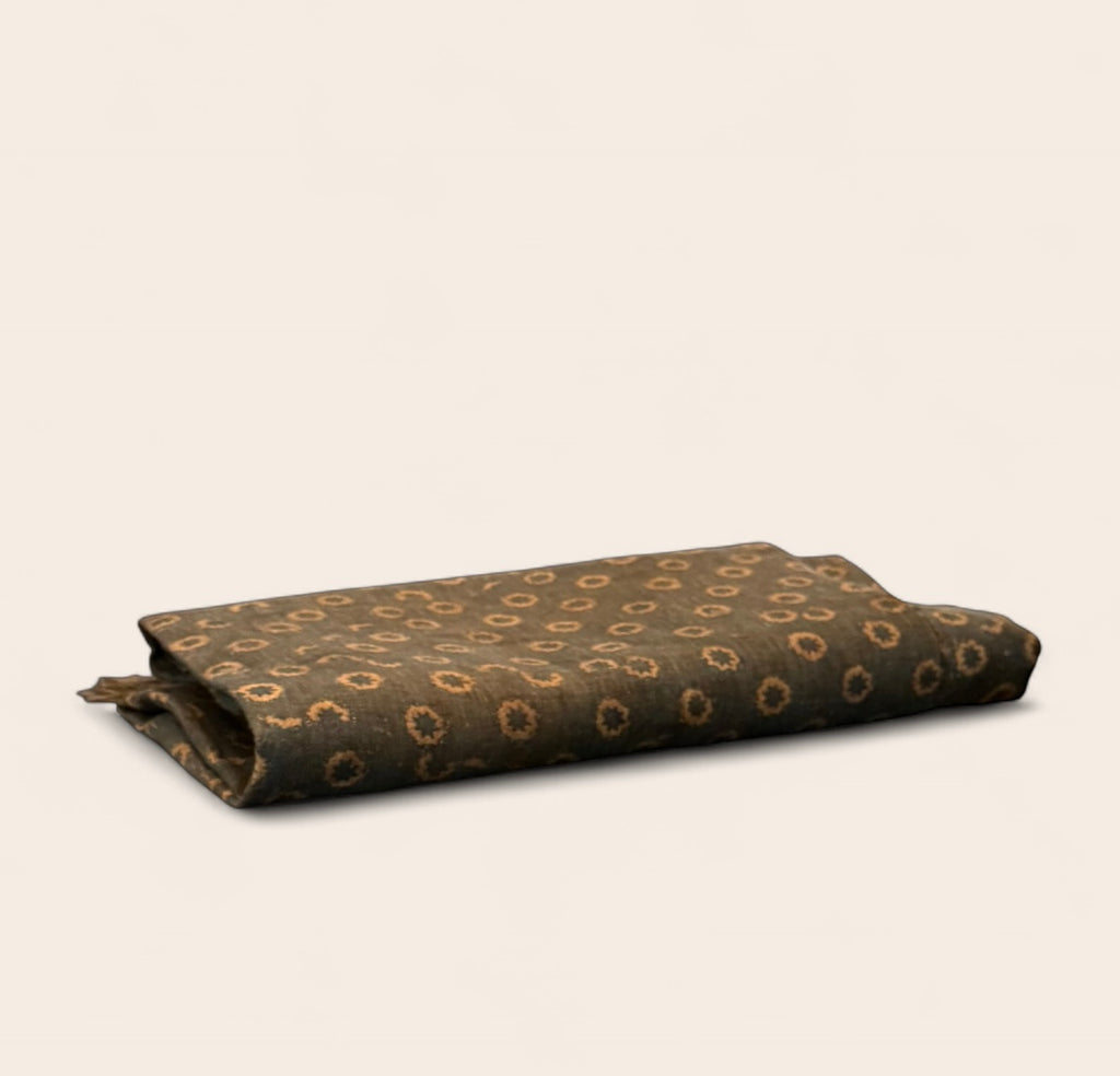 The House of Lyria Indigo Linen Table Cloth with Pattern, Made in Italy
